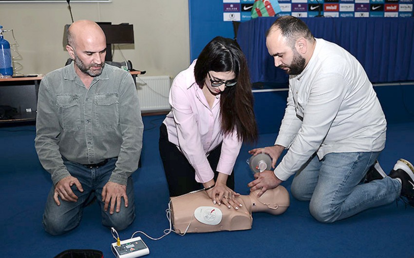 Azərbaycan klublarının tibbi heyəti üçün seminar keçirilib